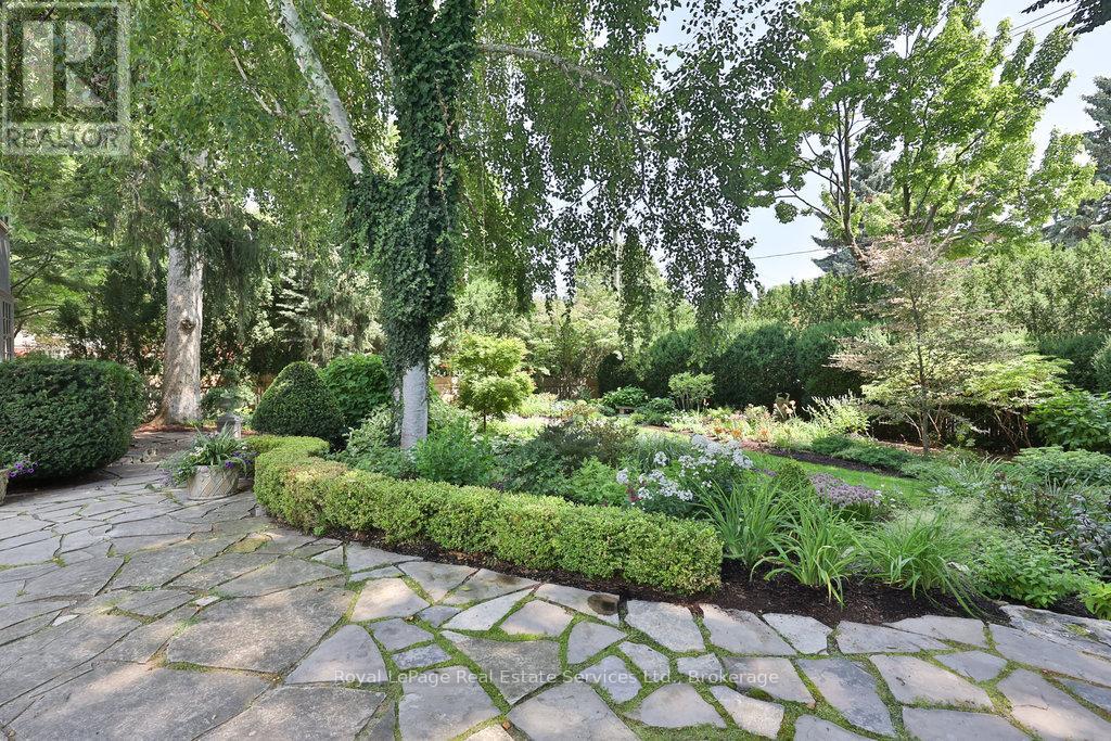 68 Thomas Street, Oakville, Ontario  L6J 3A4 - Photo 39 - W12741778