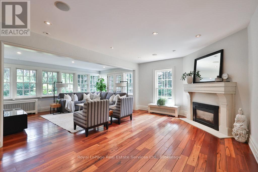 68 Thomas Street, Oakville, Ontario  L6J 3A4 - Photo 9 - W12741778