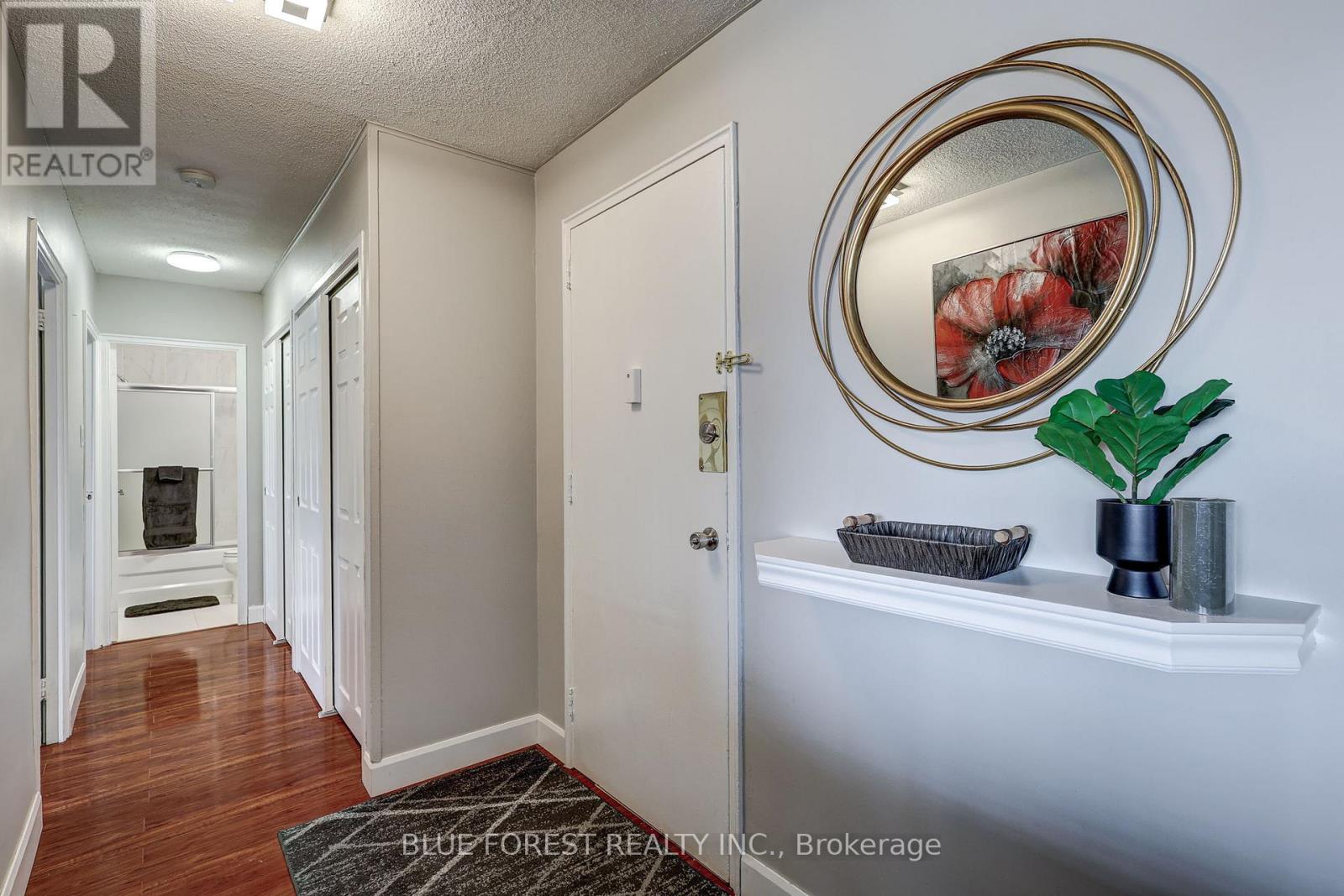 309 - 1174 Hamilton Road, London East, Ontario  N5W 1A9 - Photo 2 - X12741630