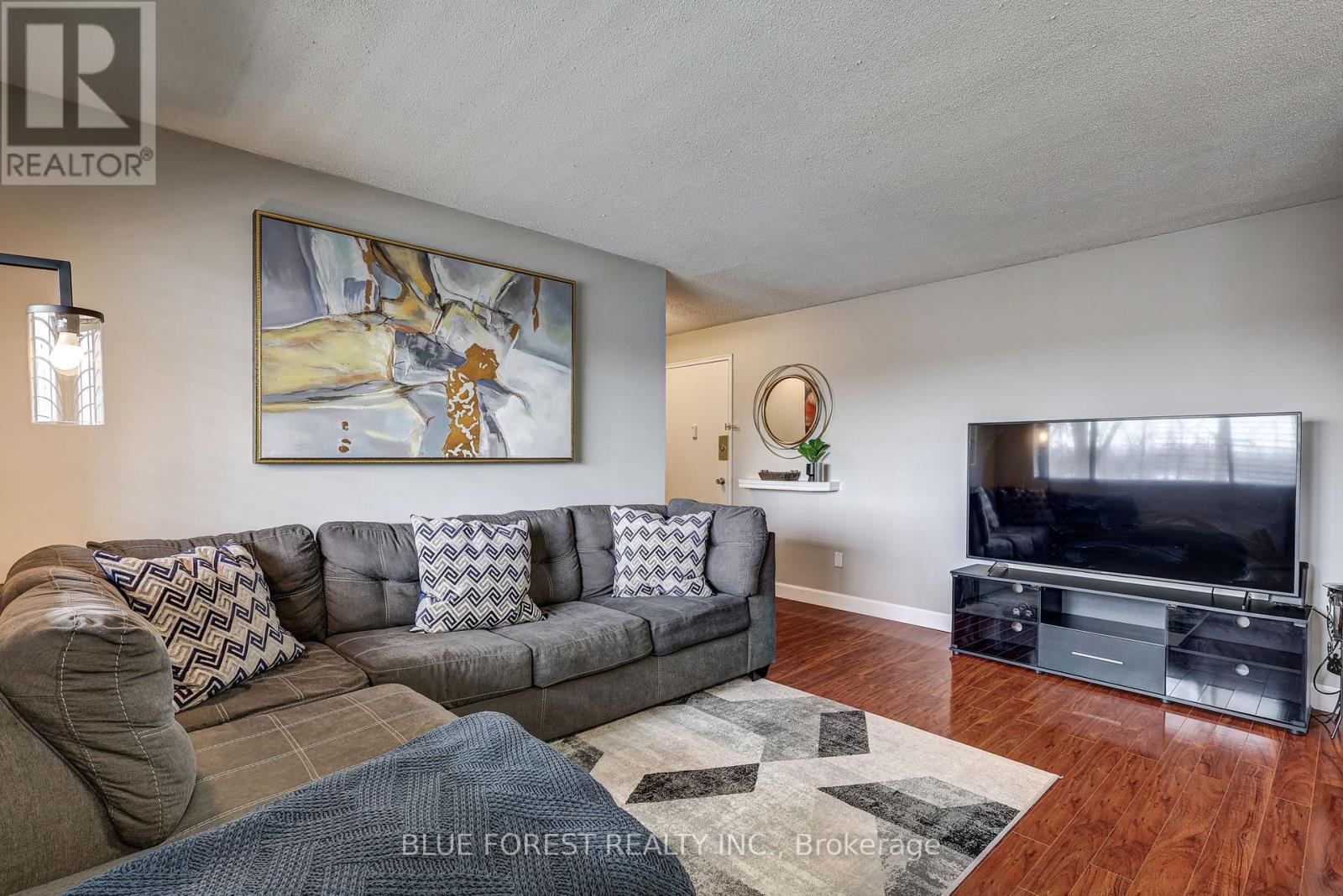 309 - 1174 Hamilton Road, London East, Ontario  N5W 1A9 - Photo 8 - X12741630