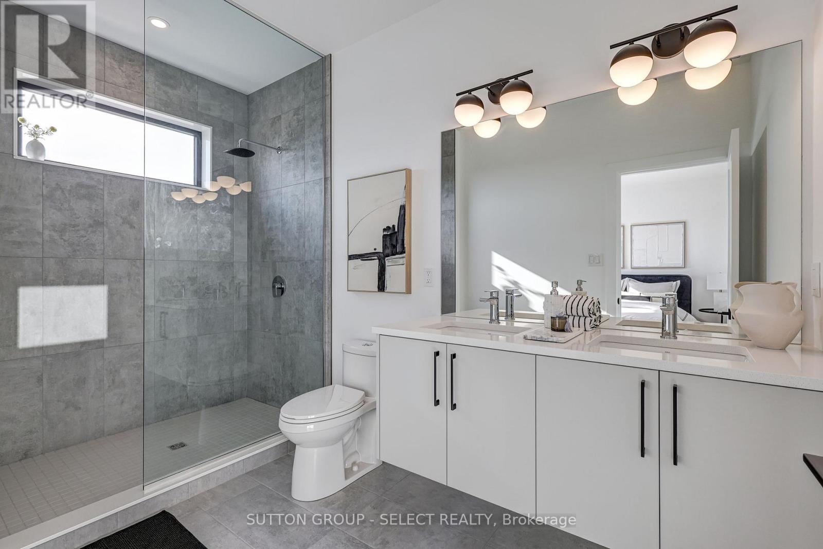 29 Optimist Drive, Southwold, Ontario  N5P 3T2 - Photo 22 - X12741726