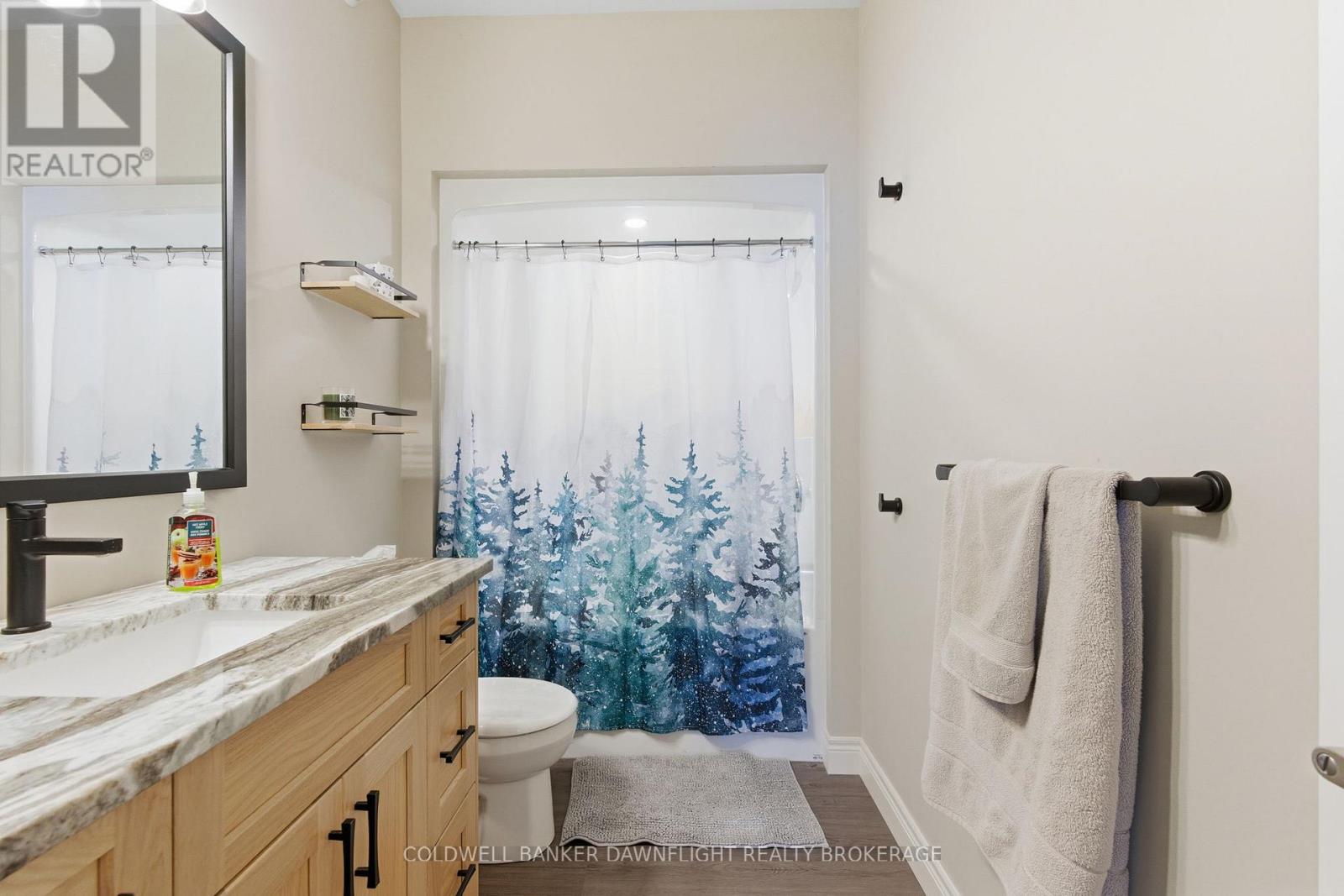 60 Victoria Avenue W, South Huron, Ontario  N0M 1M0 - Photo 25 - X12741770