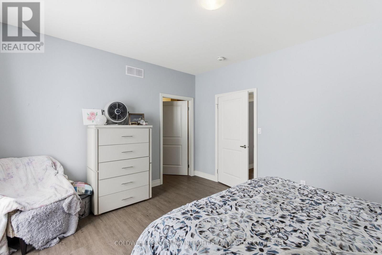 60 Victoria Avenue W, South Huron, Ontario  N0M 1M0 - Photo 32 - X12741770