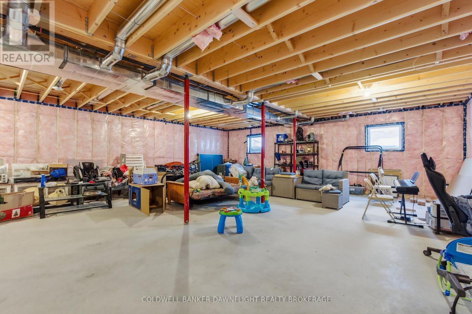 60 Victoria Avenue W, South Huron, Ontario  N0M 1M0 - Photo 37 - X12741770