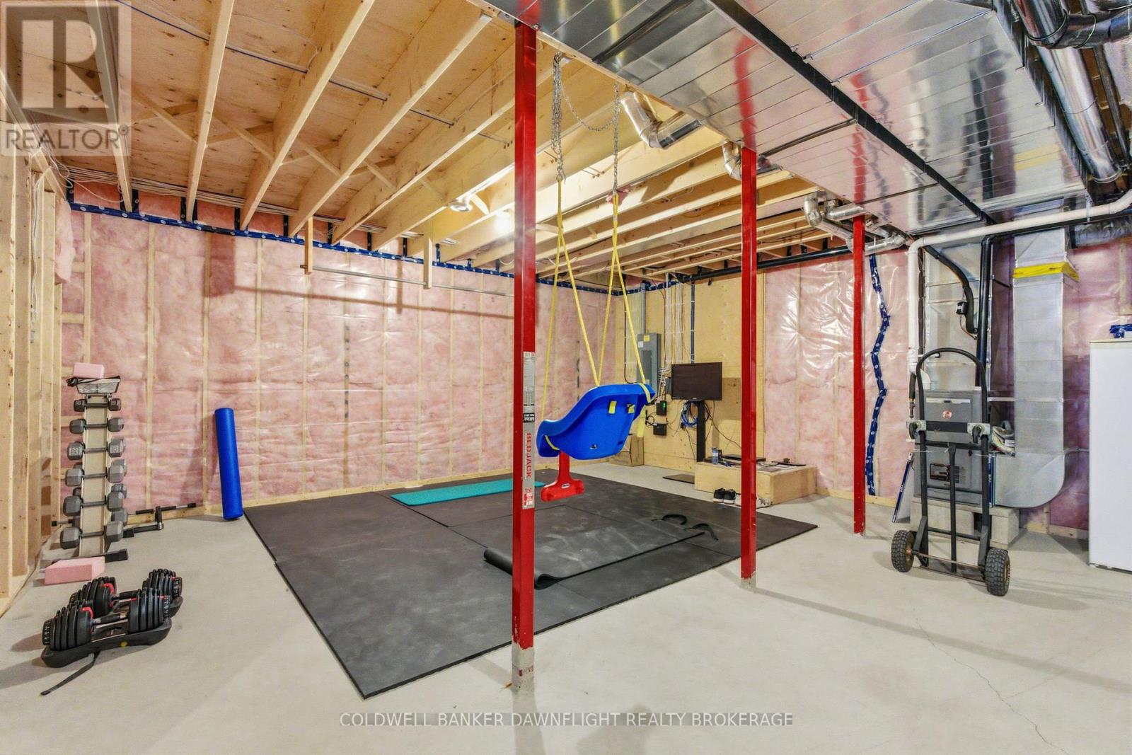 60 Victoria Avenue W, South Huron, Ontario  N0M 1M0 - Photo 38 - X12741770