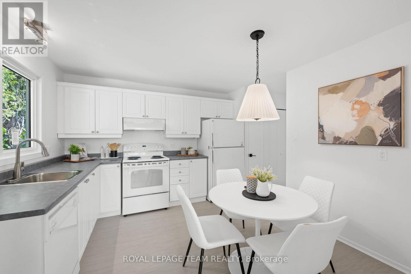 968 Walkley Road, Ottawa, Ontario  K1V 6R3 - Photo 11 - X12741600