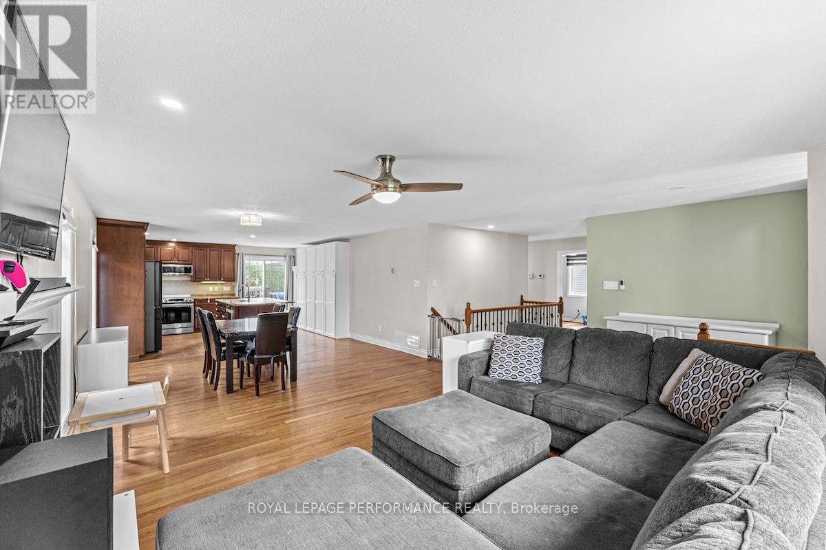 7 Settlement Lane, Russell, Ontario  K4R 0A4 - Photo 6 - X12741624