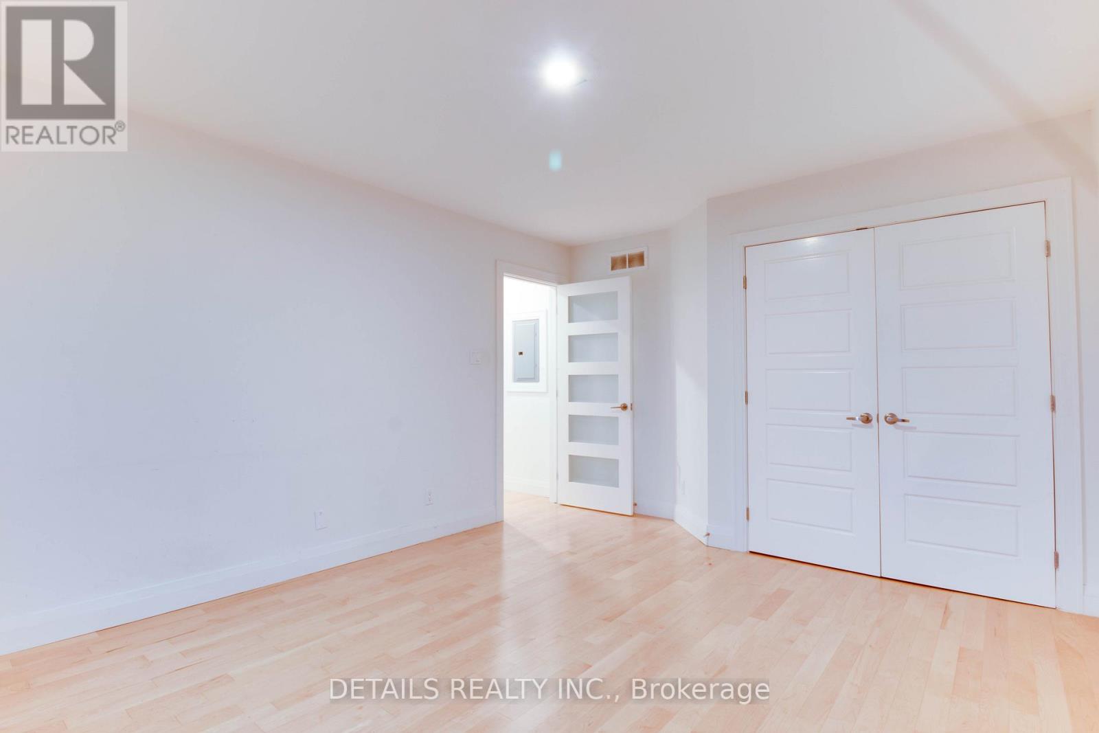 1106 Bathgate Drive, Ottawa, Ontario K1J 8G1 - Photo 21 - X12741714