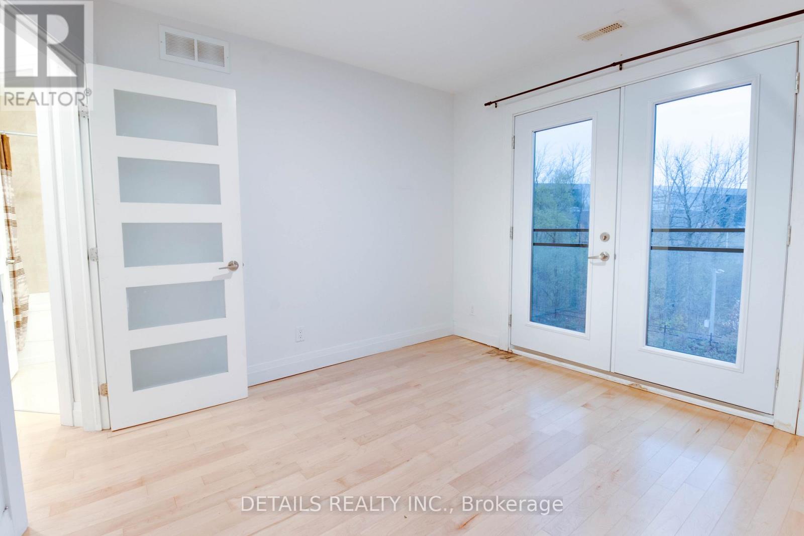 1106 Bathgate Drive, Ottawa, Ontario K1J 8G1 - Photo 25 - X12741714