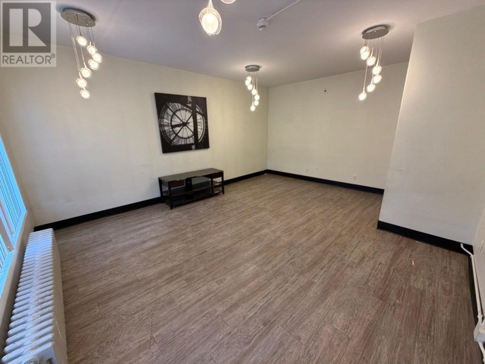 2016 Walsh St E, Thunder Bay, Ontario  P7C 4M7 - Photo 3 - TB2600145