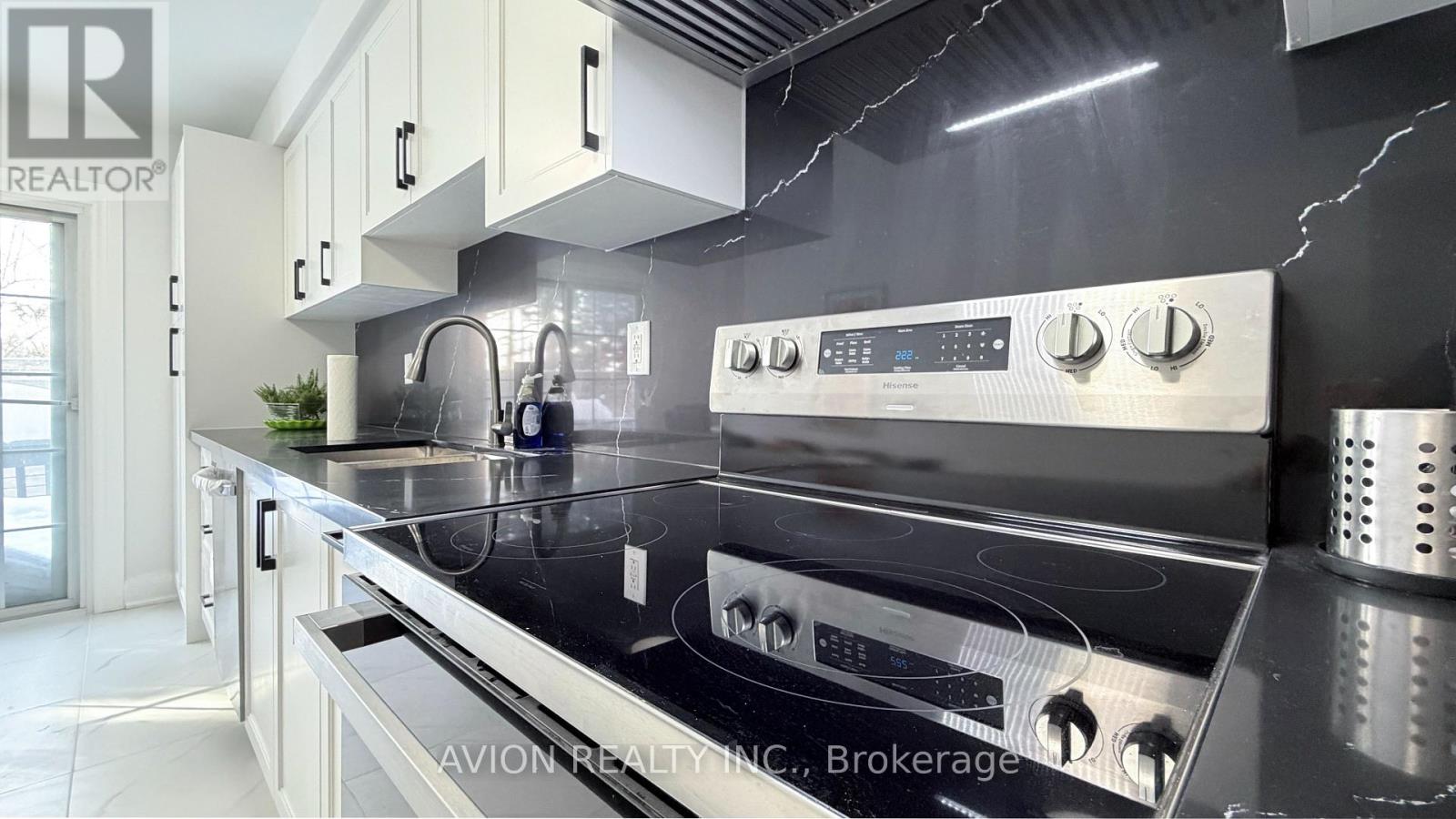 7 Heaslip Terrace, Toronto, Ontario  M1T 1W8 - Photo 11 - E12599278