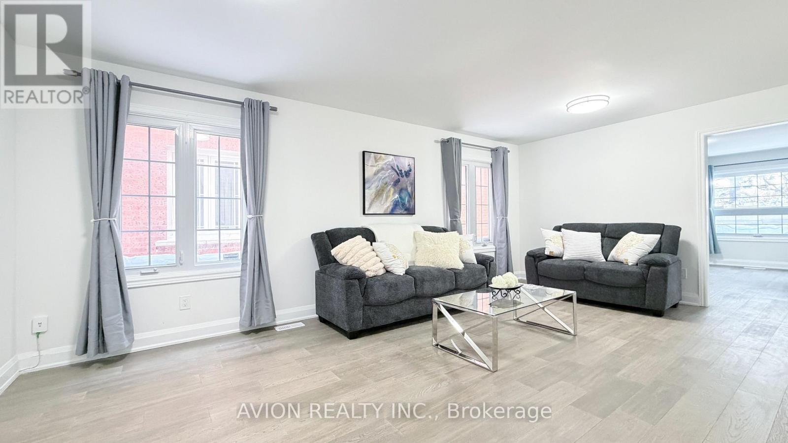 7 Heaslip Terrace, Toronto, Ontario  M1T 1W8 - Photo 6 - E12599278