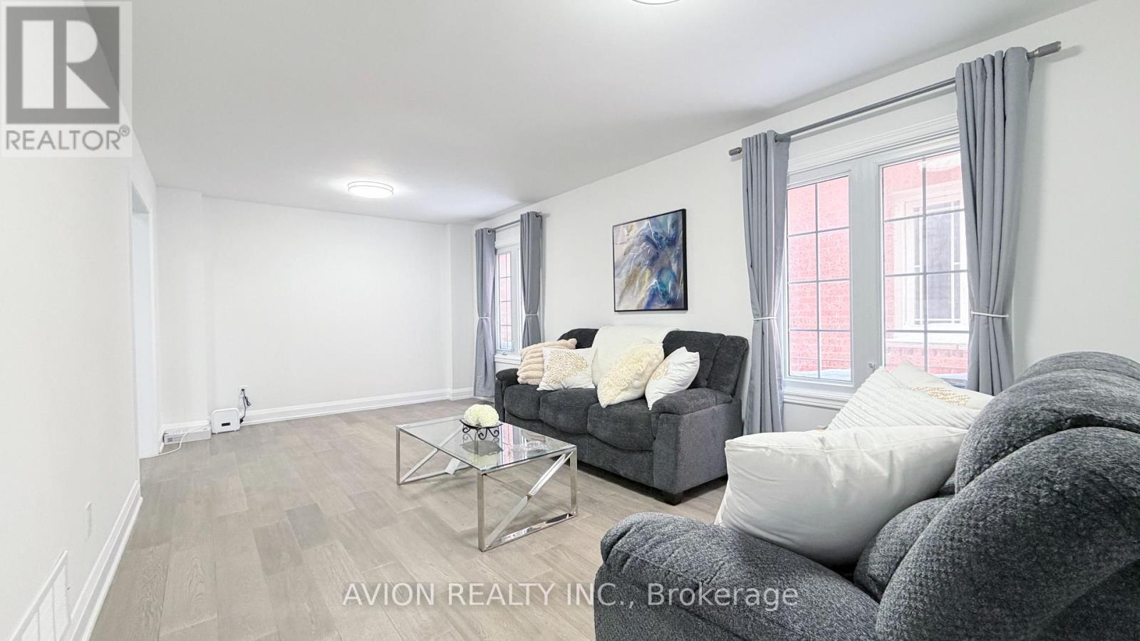 7 Heaslip Terrace, Toronto, Ontario  M1T 1W8 - Photo 5 - E12599278