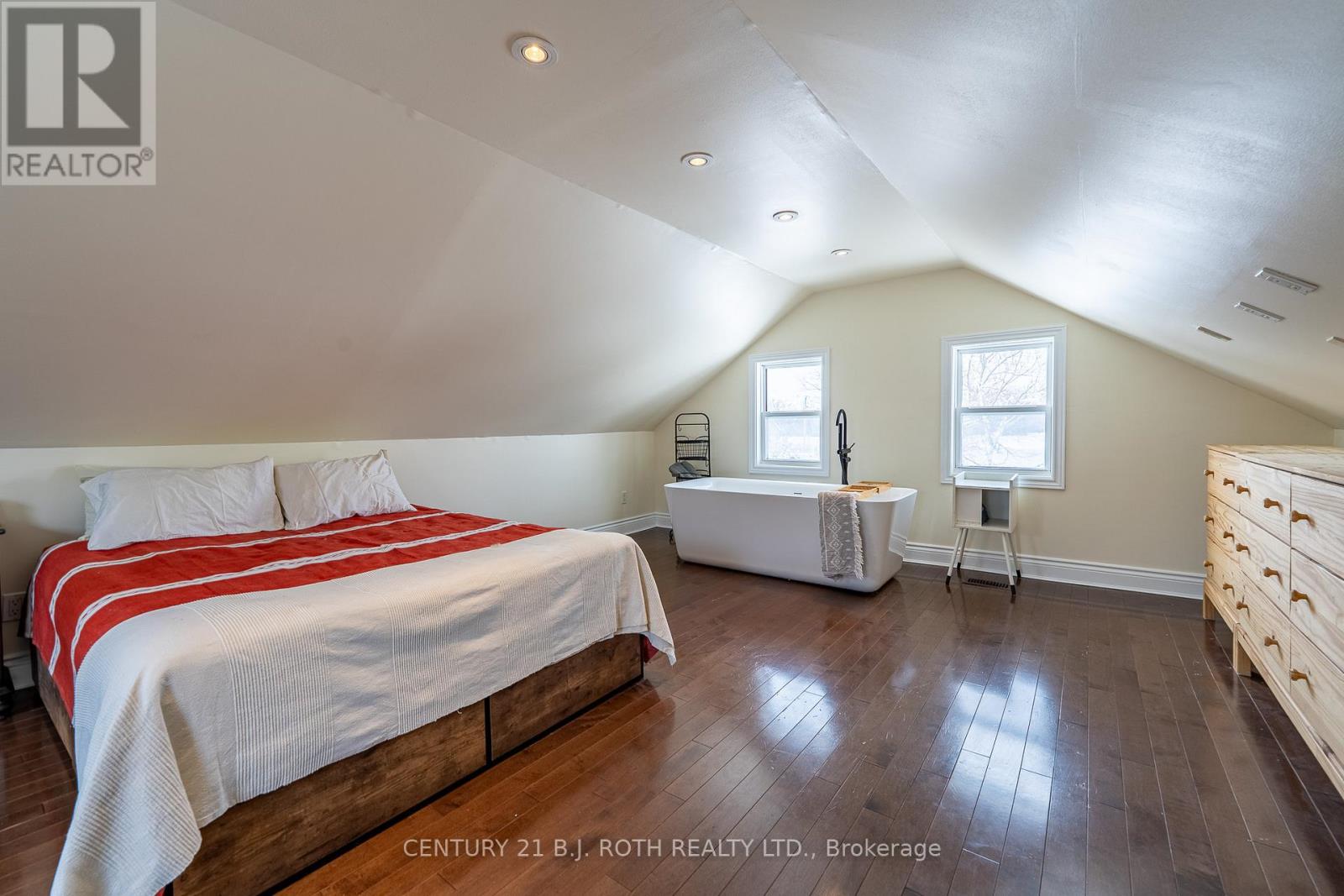 2708 Concession 9 Road, Ramara, Ontario  L0K 1B0 - Photo 22 - S12740706