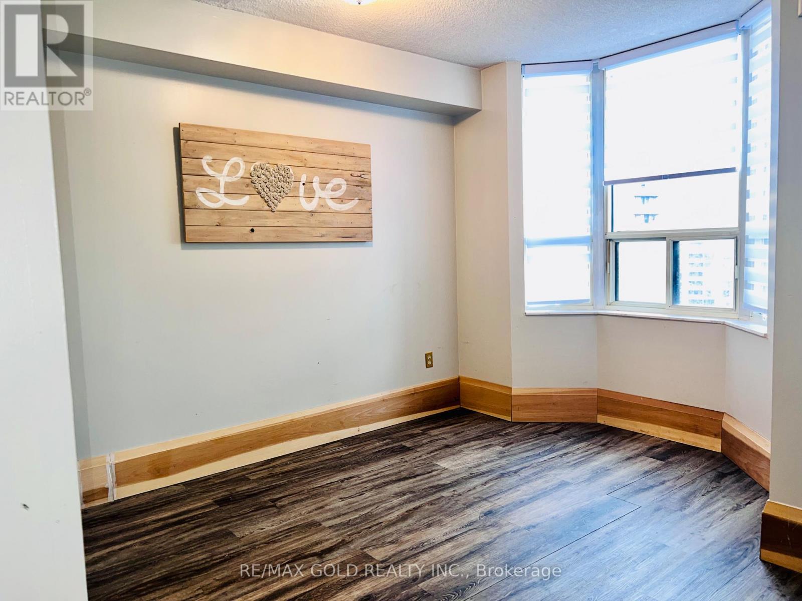 1504 - 10 Malta Avenue, Brampton, Ontario  L6Y 4G6 - Photo 7 - W12657242