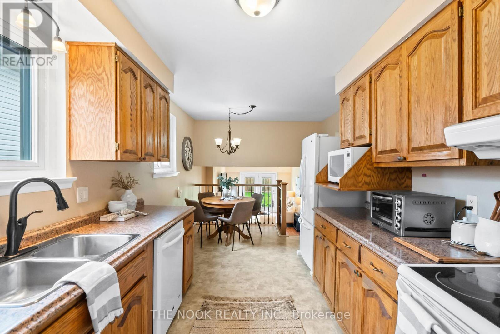 287 Viewmount Street, Oshawa (Donevan), Ontario  L1H 7C2 - Photo 11 - E12741756