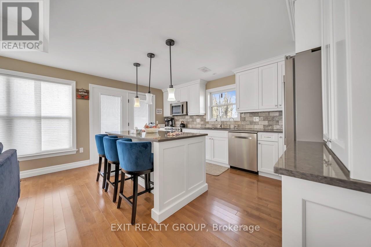 1531 Foxboro-Stirling Road, Quinte West (Sidney Ward), Ontario  K0K 3E0 - Photo 13 - X12741598