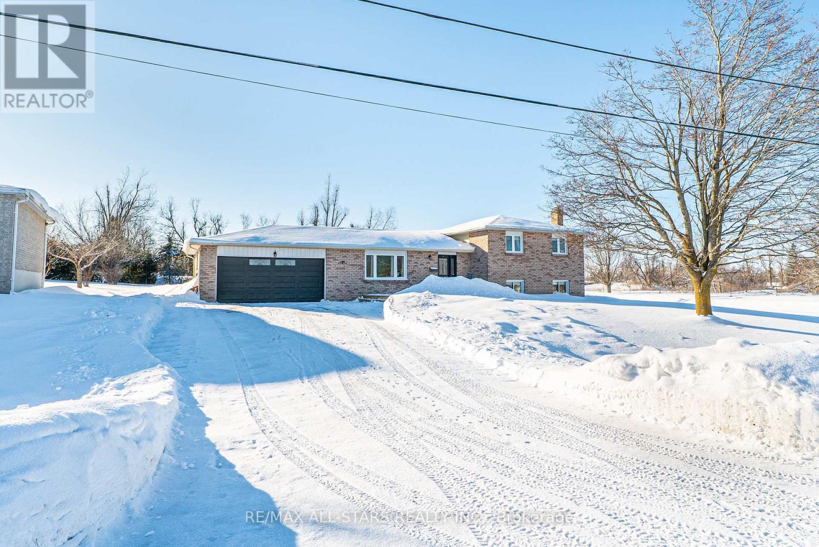 1 MANCINI DRIVE, Kawartha Lakes, Ontario