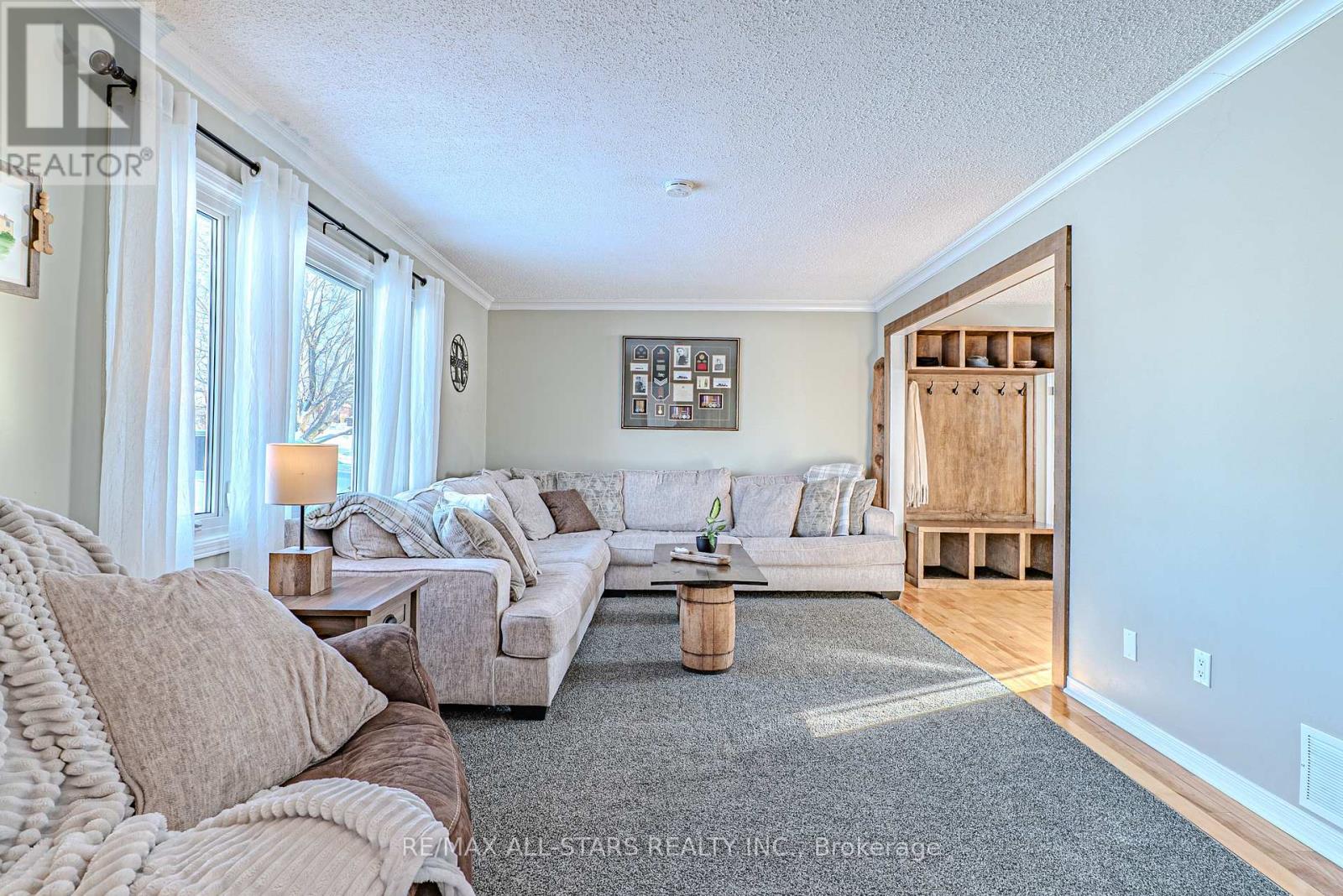 1 Mancini Drive, Kawartha Lakes, Ontario  K0M 2T0 - Photo 11 - X12741612