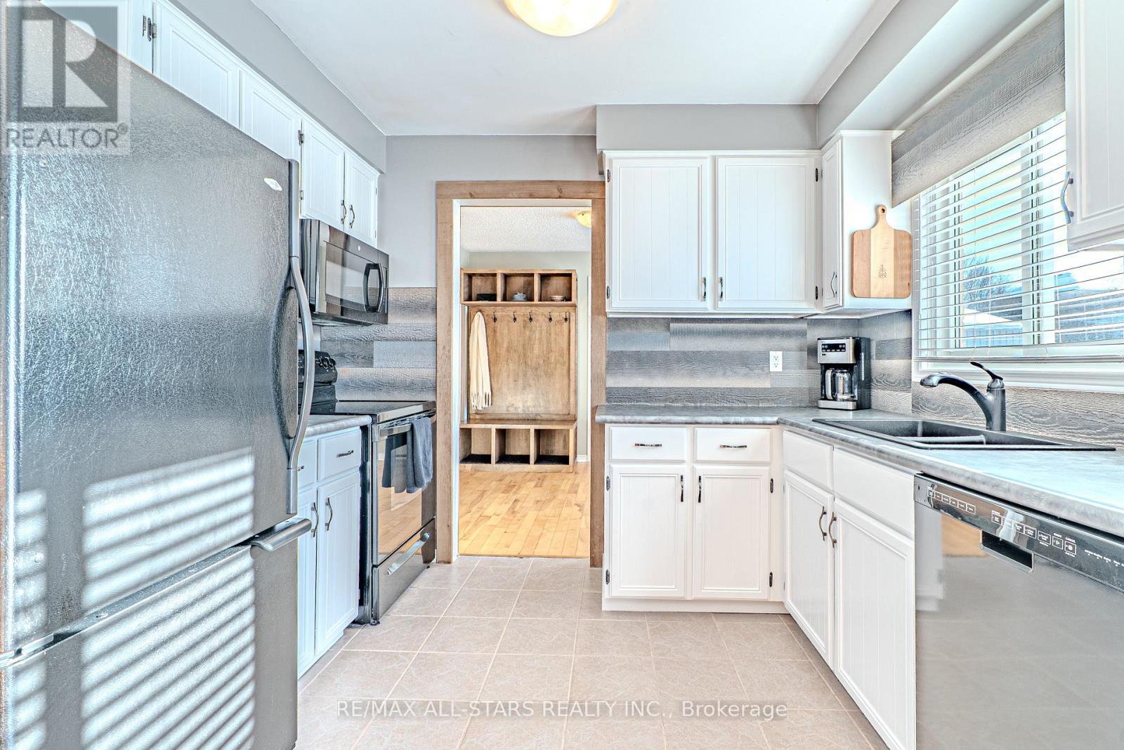 1 Mancini Drive, Kawartha Lakes, Ontario  K0M 2T0 - Photo 17 - X12741612