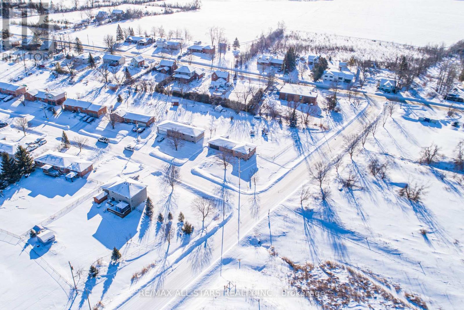 1 Mancini Drive, Kawartha Lakes, Ontario  K0M 2T0 - Photo 35 - X12741612