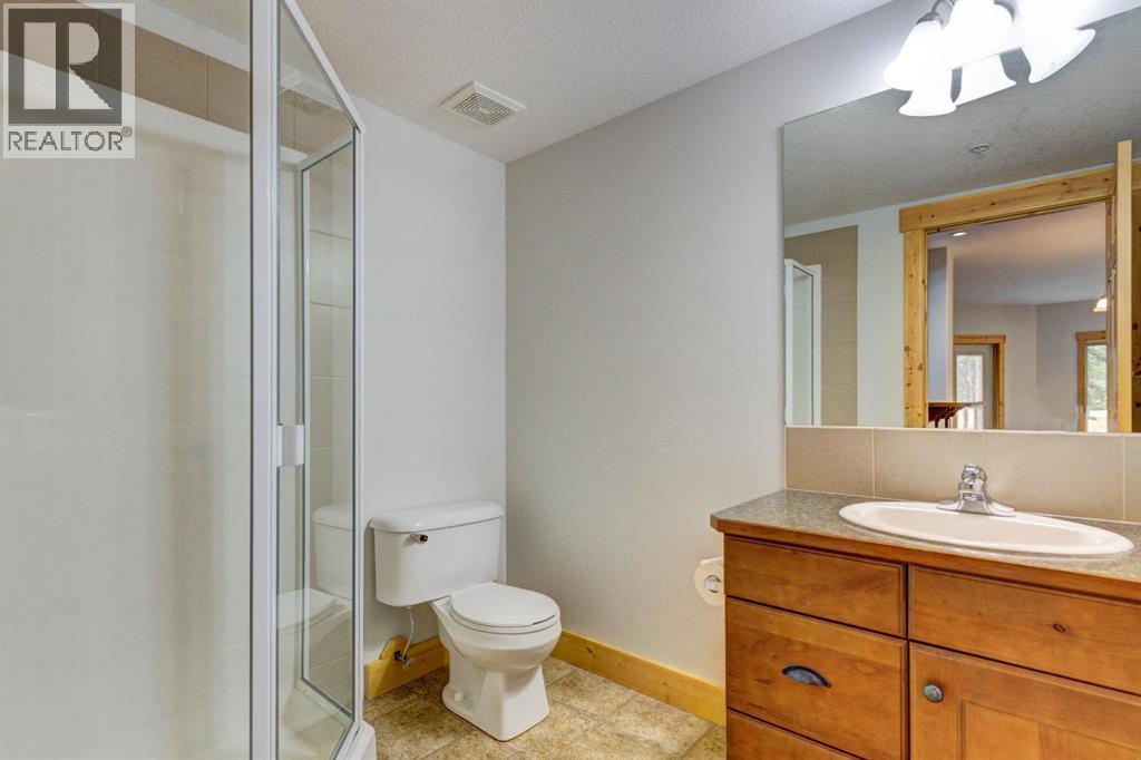 215, 155 Crossbow Place, Canmore, Alberta  T1W 3H6 - Photo 25 - A2262256