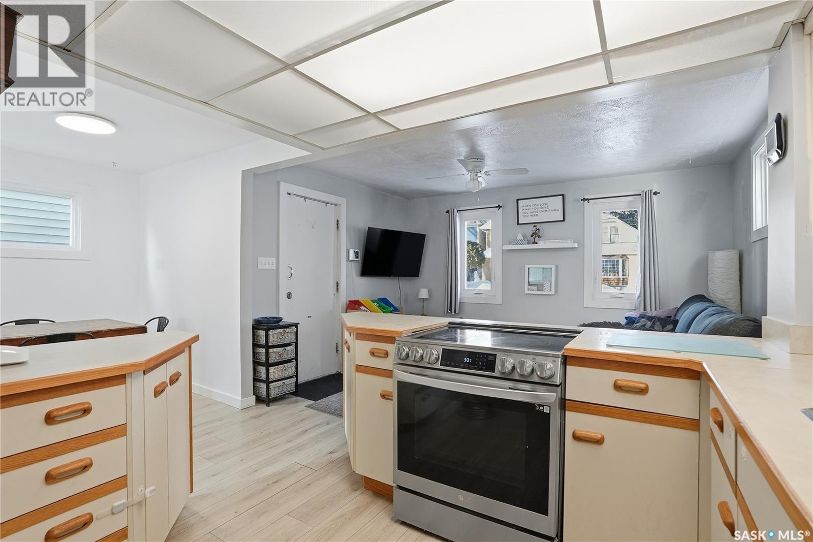 209 28th Street W, Saskatoon, Saskatchewan  S7L 0K4 - Photo 11 - SK027592