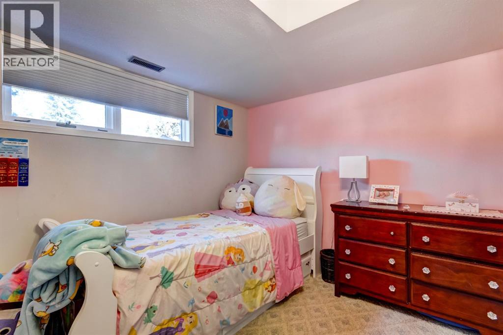 303 Pioneer Road, Canmore, Alberta  T1W 1E8 - Photo 22 - A2268124