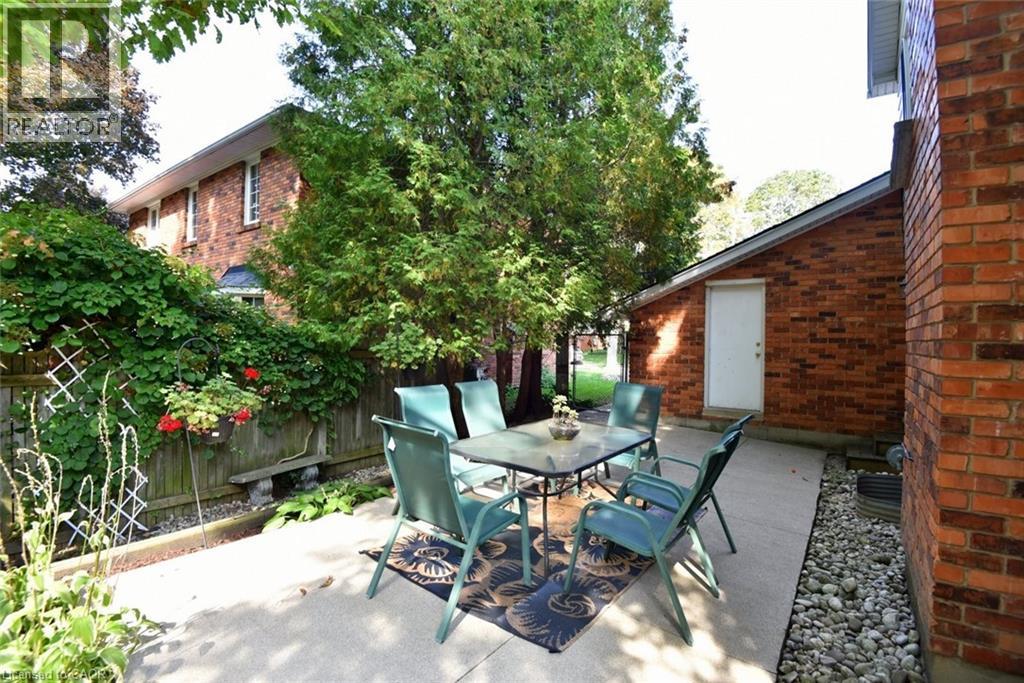 142 Marigold Court, Ancaster, Ontario  L9G 3M3 - Photo 42 - 40800680