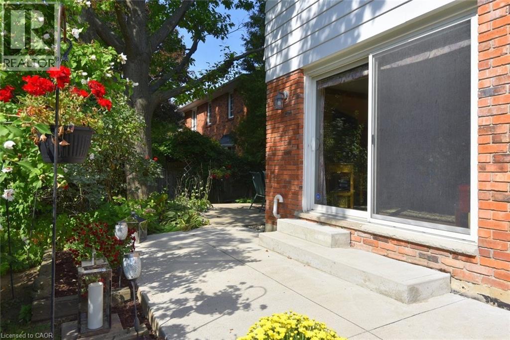 142 Marigold Court, Ancaster, Ontario  L9G 3M3 - Photo 40 - 40800680