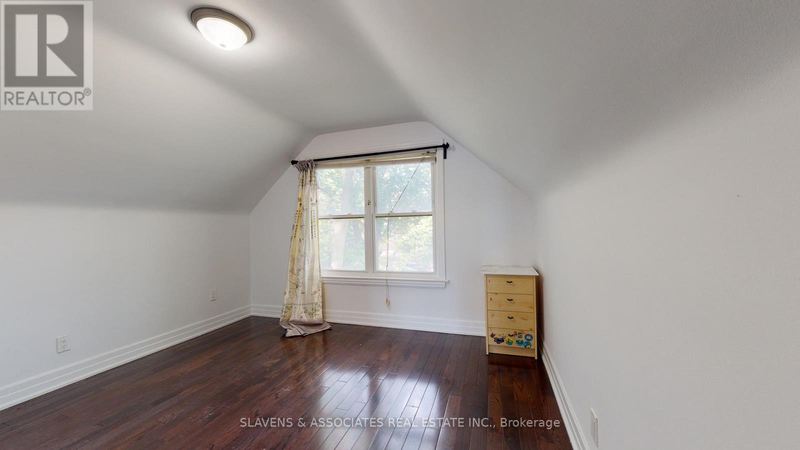 2nd Floor - 262 Poyntz Avenue, Toronto, Ontario  M2N 1J7 - Photo 4 - C12741602