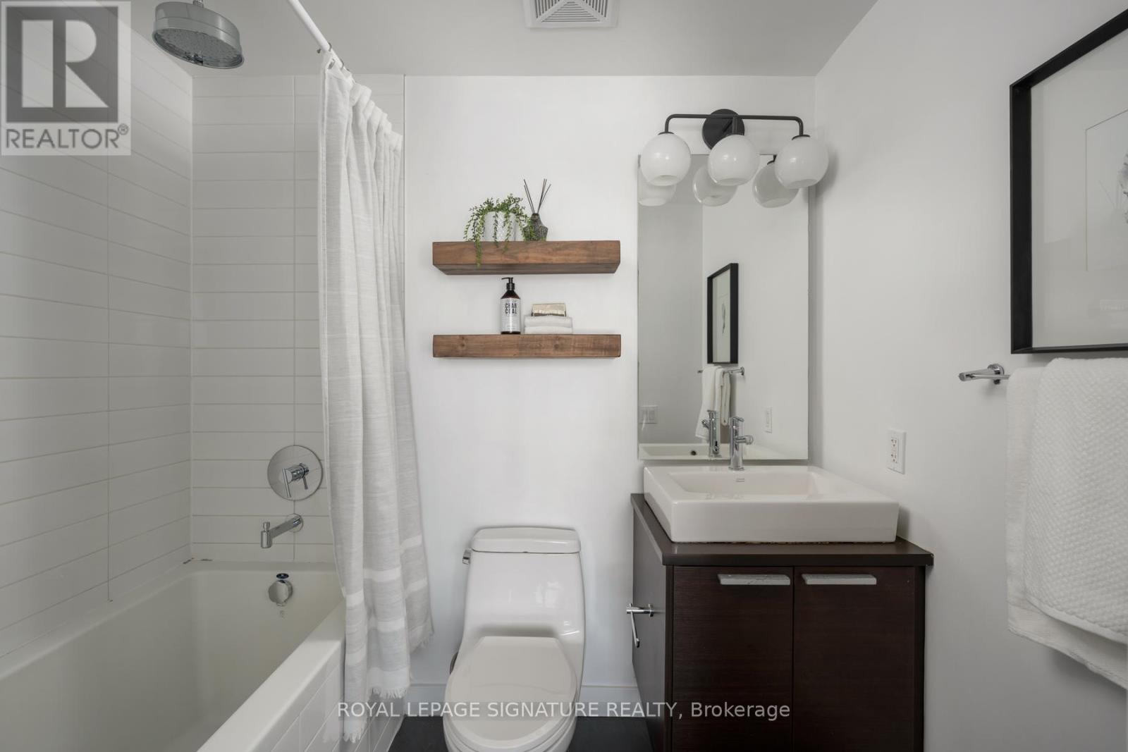 1105 - 138 Princess Street, Toronto, Ontario  M5A 0B1 - Photo 19 - C12741628