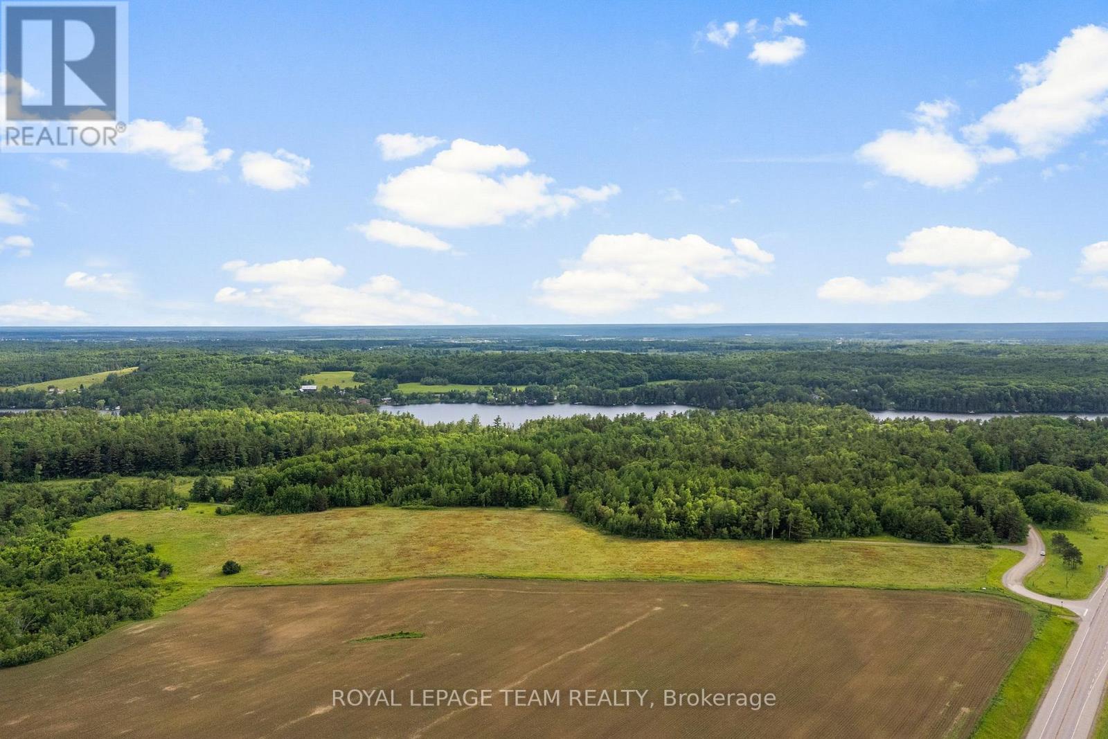 00 Sarah Prissilla Drive, Whitewater Region, Ontario  K0J 1Y0 - Photo 7 - X12741766