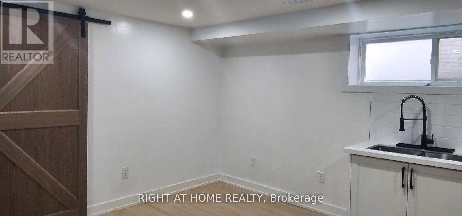 49 Brightside Drive, Toronto, Ontario  M1E 3Y8 - Photo 3 - E12741676