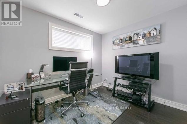 2294a Queen Street E, Toronto, Ontario  M4E 1G6 - Photo 14 - E12741678