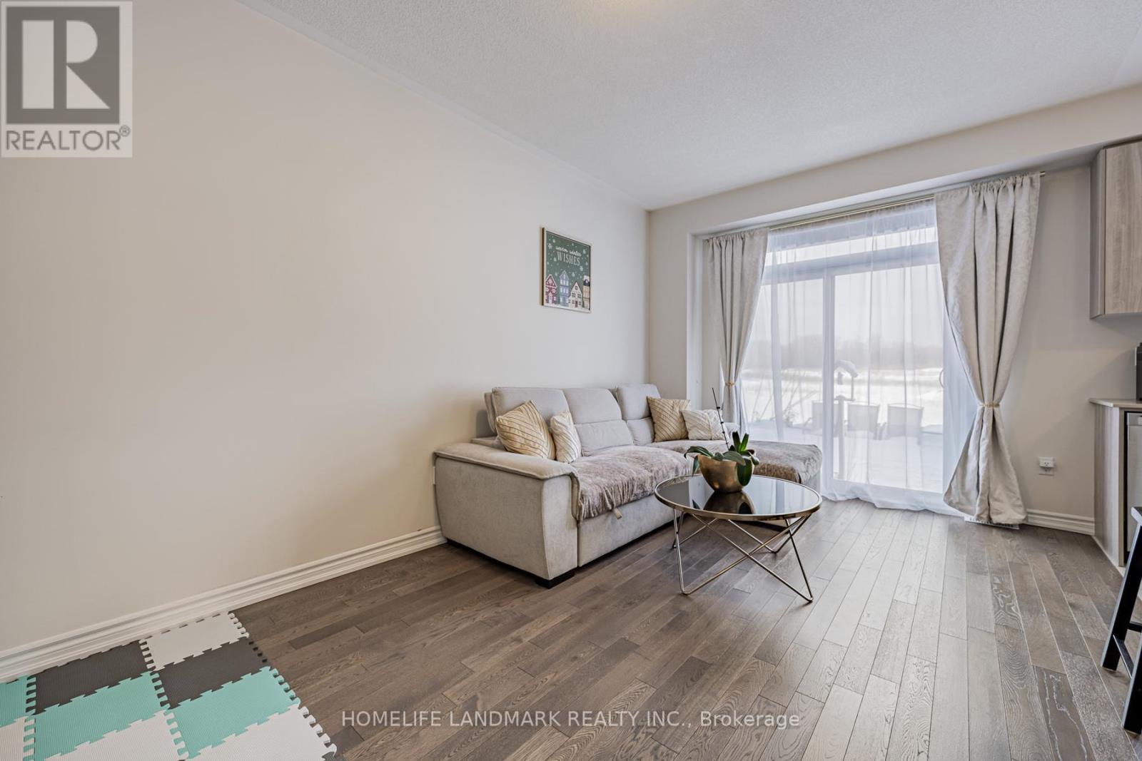 1102 Pisces Trail, Pickering, Ontario  L1X 0P8 - Photo 5 - E12741684