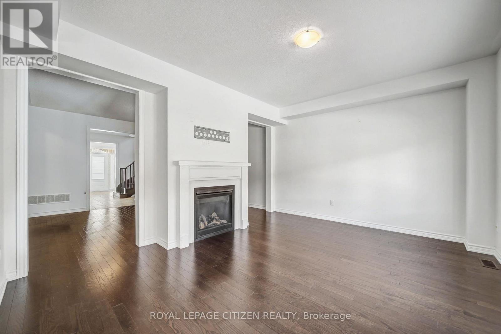 22 Valleo Street, Georgina, Ontario  L4P 0J9 - Photo 12 - N12741616