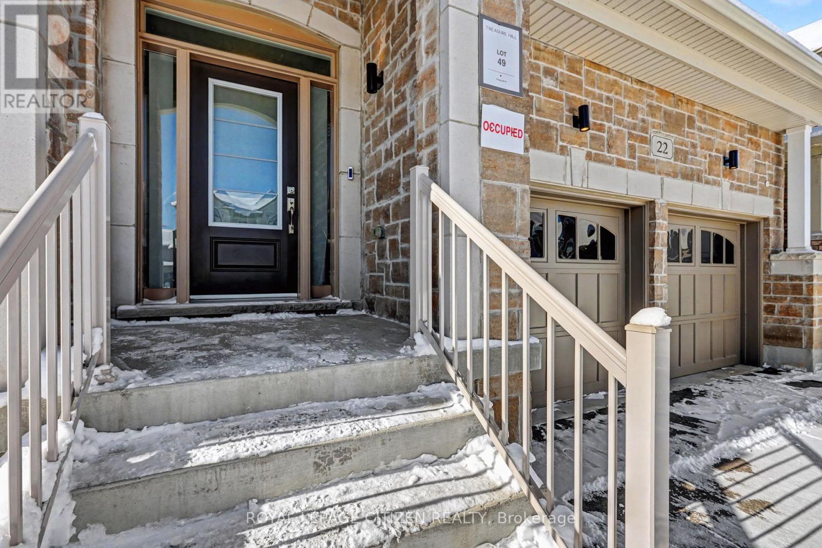 22 Valleo Street, Georgina, Ontario  L4P 0J9 - Photo 3 - N12741616