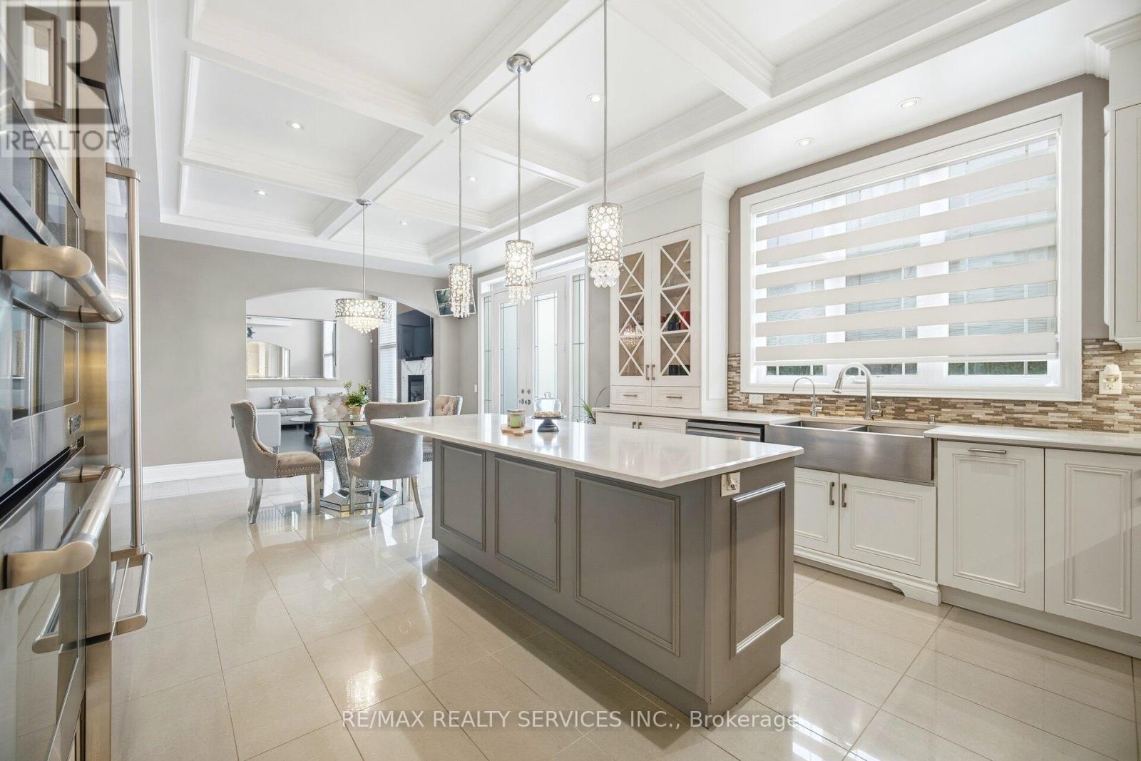 36 West Coast Trail, King, Ontario  L7B 0A4 - Photo 13 - N12741656