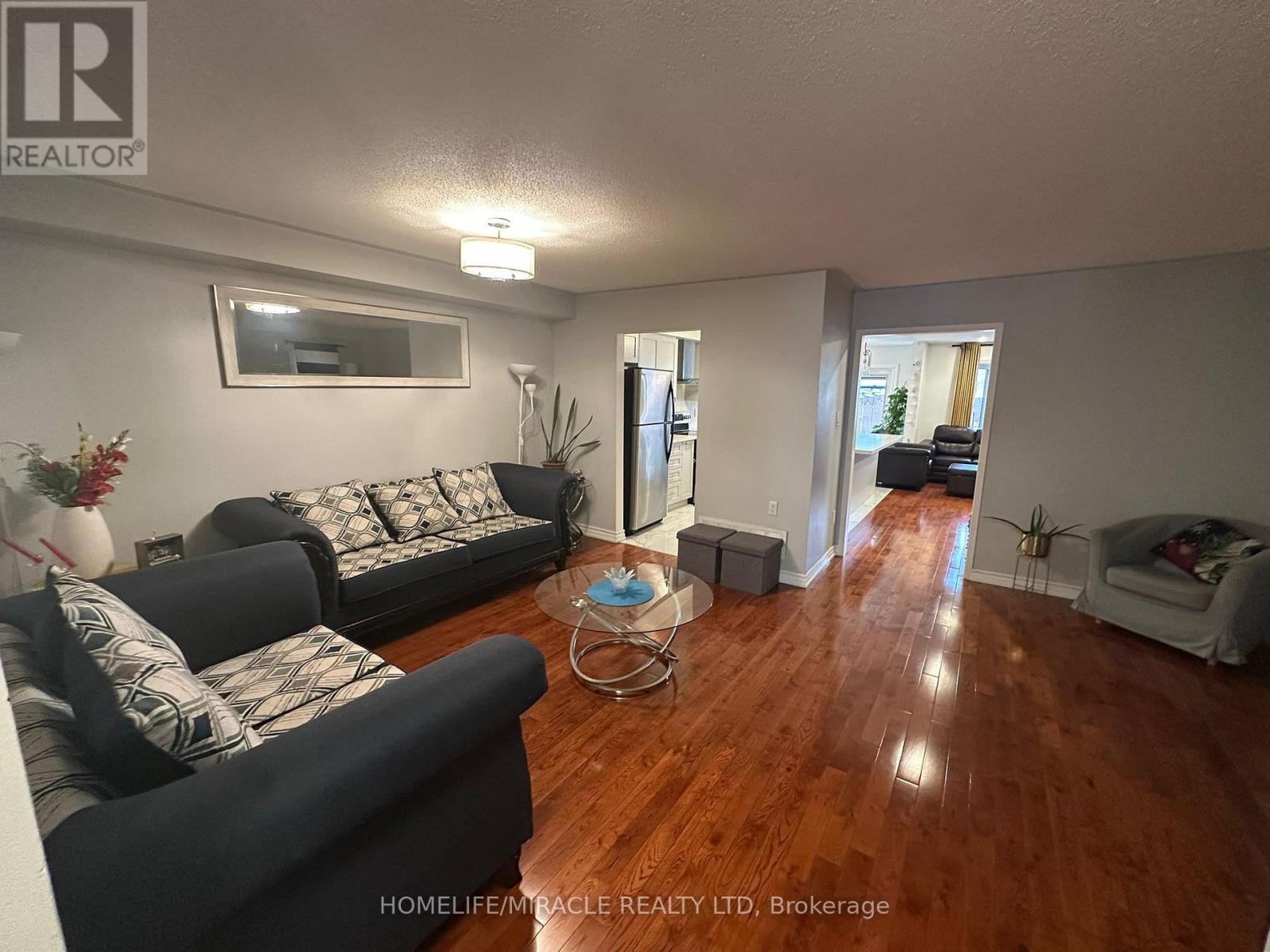 587 Caboto Trail, Markham, Ontario  L3R 5S1 - Photo 9 - N12741694