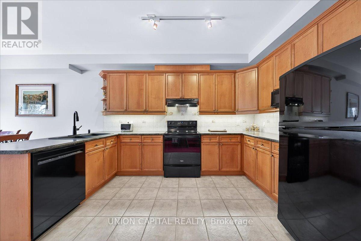 18 Honeywood Road, Vaughan, Ontario  L4J 9C2 - Photo 12 - N12741728