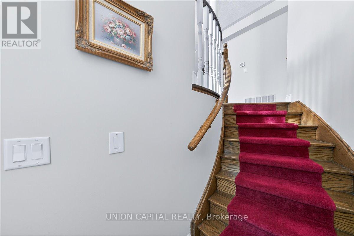 18 Honeywood Road, Vaughan, Ontario  L4J 9C2 - Photo 8 - N12741728