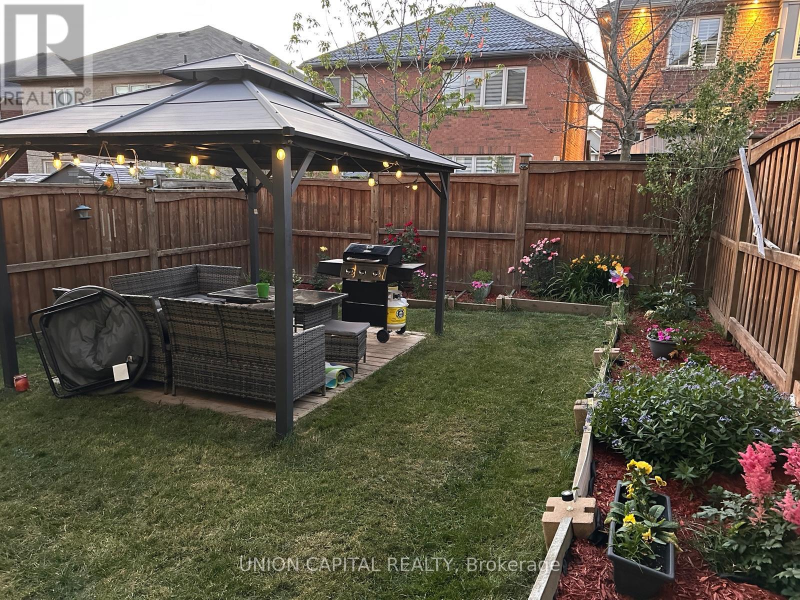 93 Stoyell Drive, Richmond Hill, Ontario  L4E 0M8 - Photo 23 - N12741774