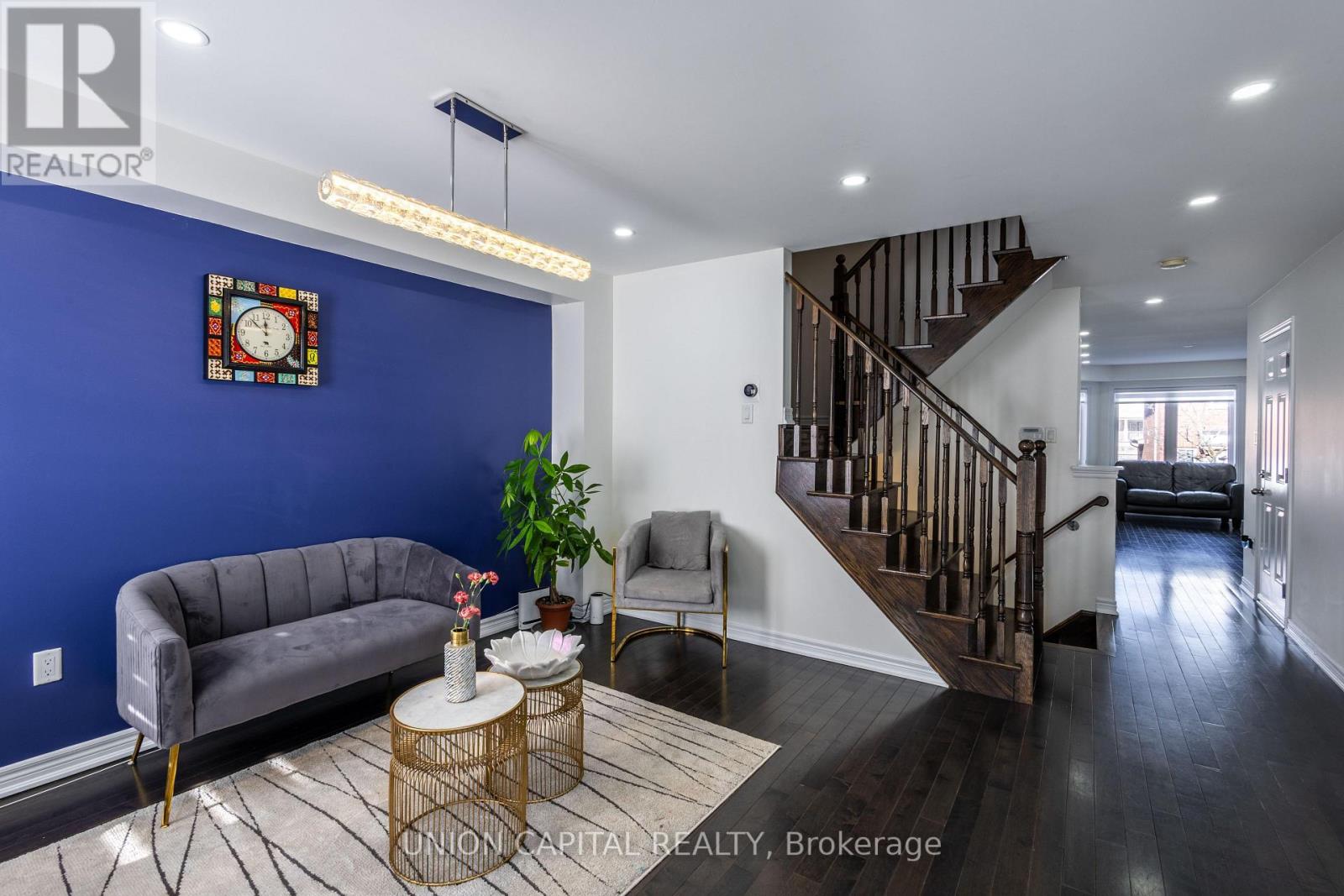 93 Stoyell Drive, Richmond Hill, Ontario  L4E 0M8 - Photo 4 - N12741774