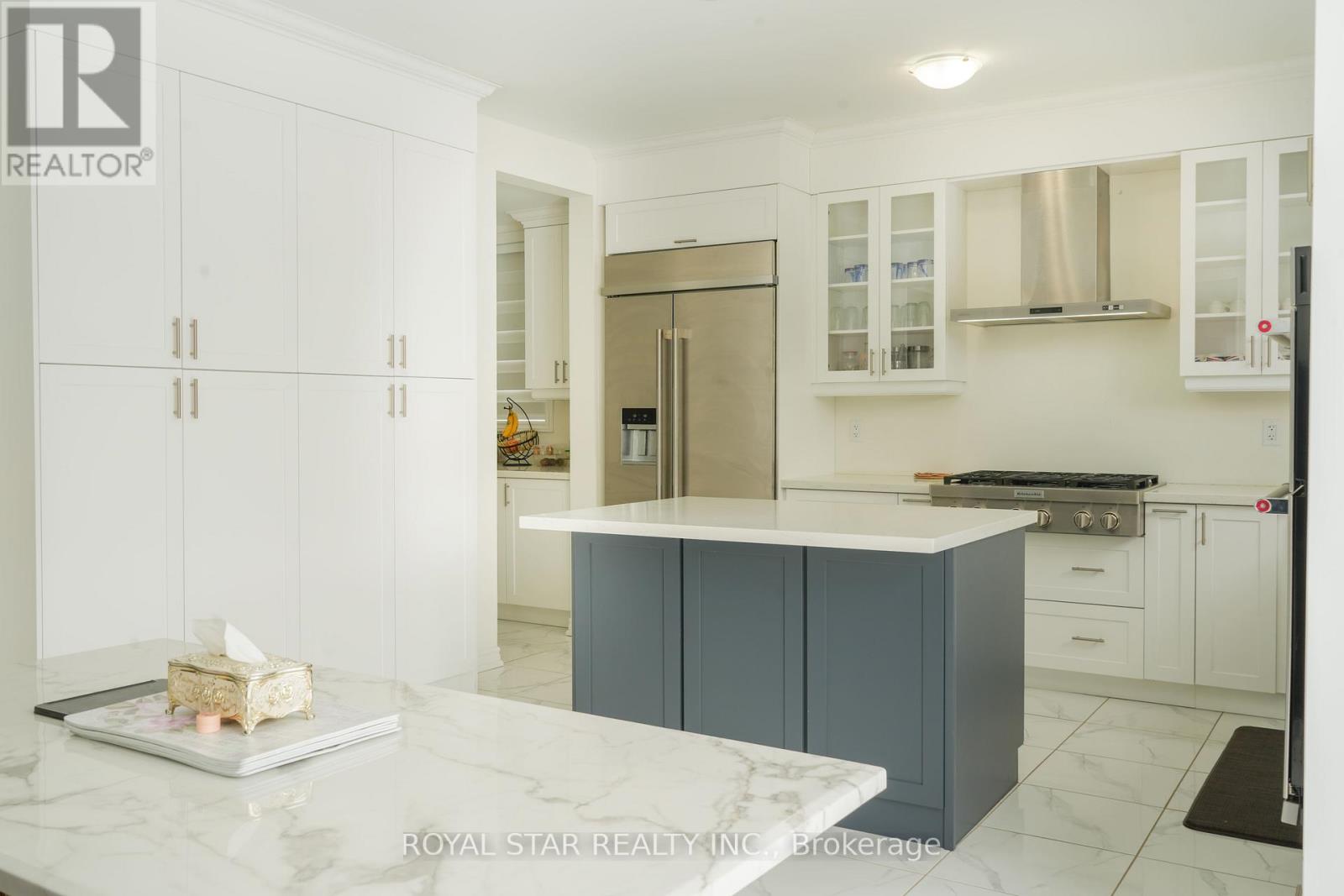 144 Rosanne Circle, Wasaga Beach, Ontario  L9Z 0N1 - Photo 10 - S12741686