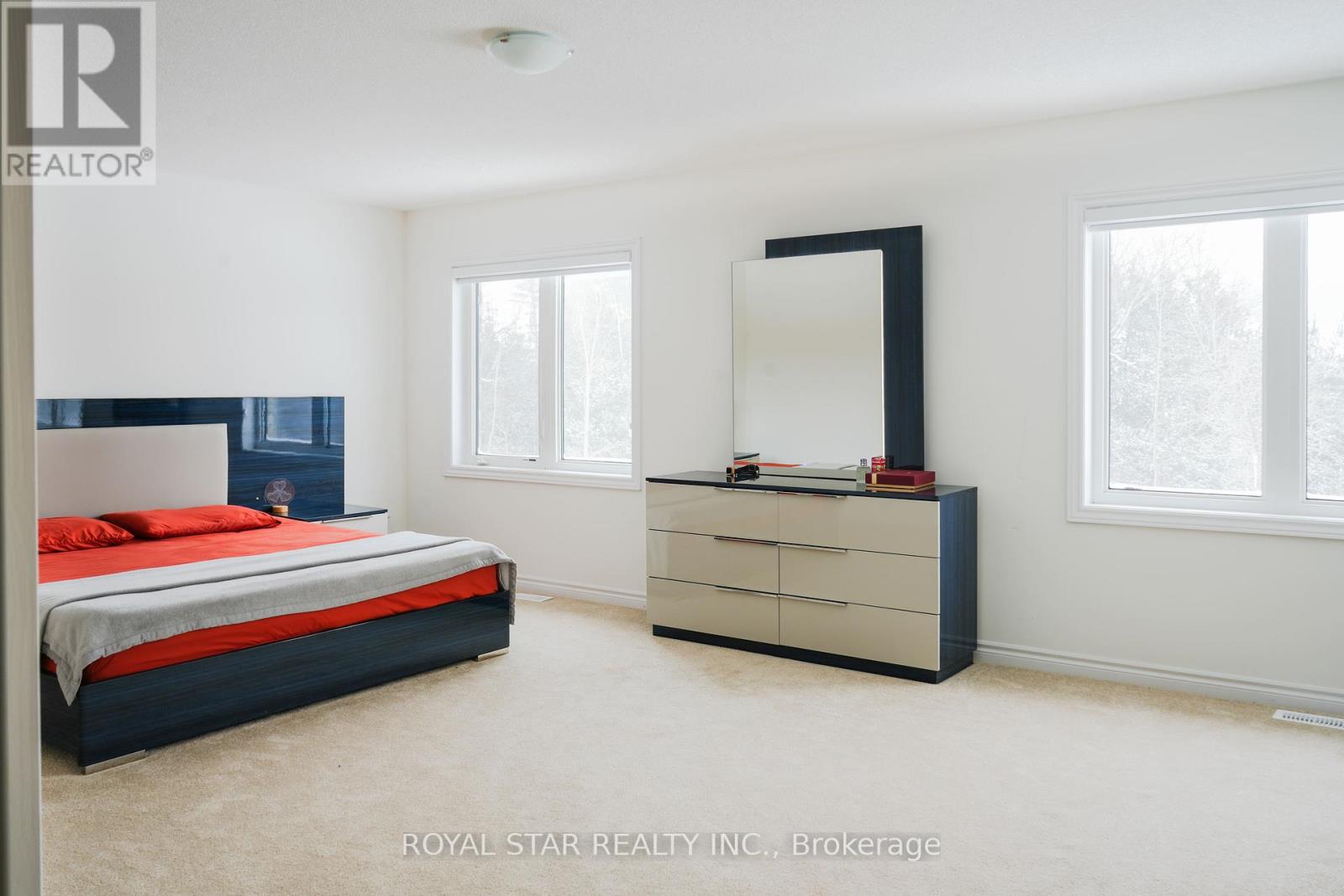 144 Rosanne Circle, Wasaga Beach, Ontario  L9Z 0N1 - Photo 15 - S12741686