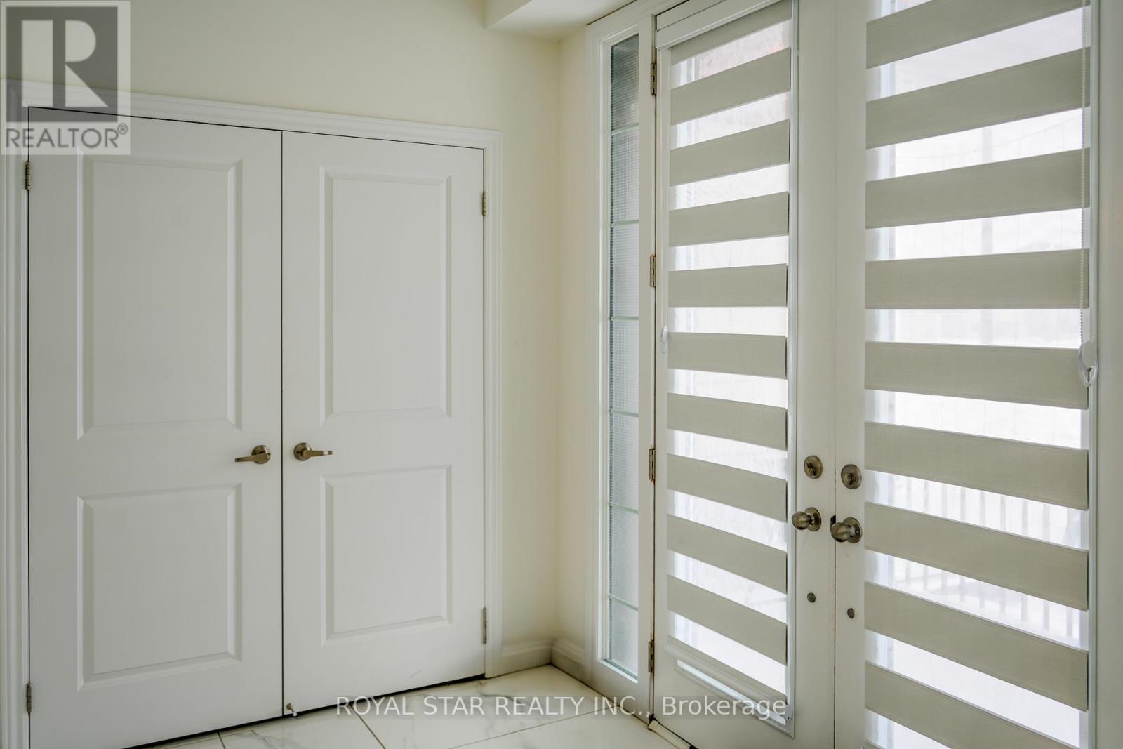 144 Rosanne Circle, Wasaga Beach, Ontario  L9Z 0N1 - Photo 3 - S12741686