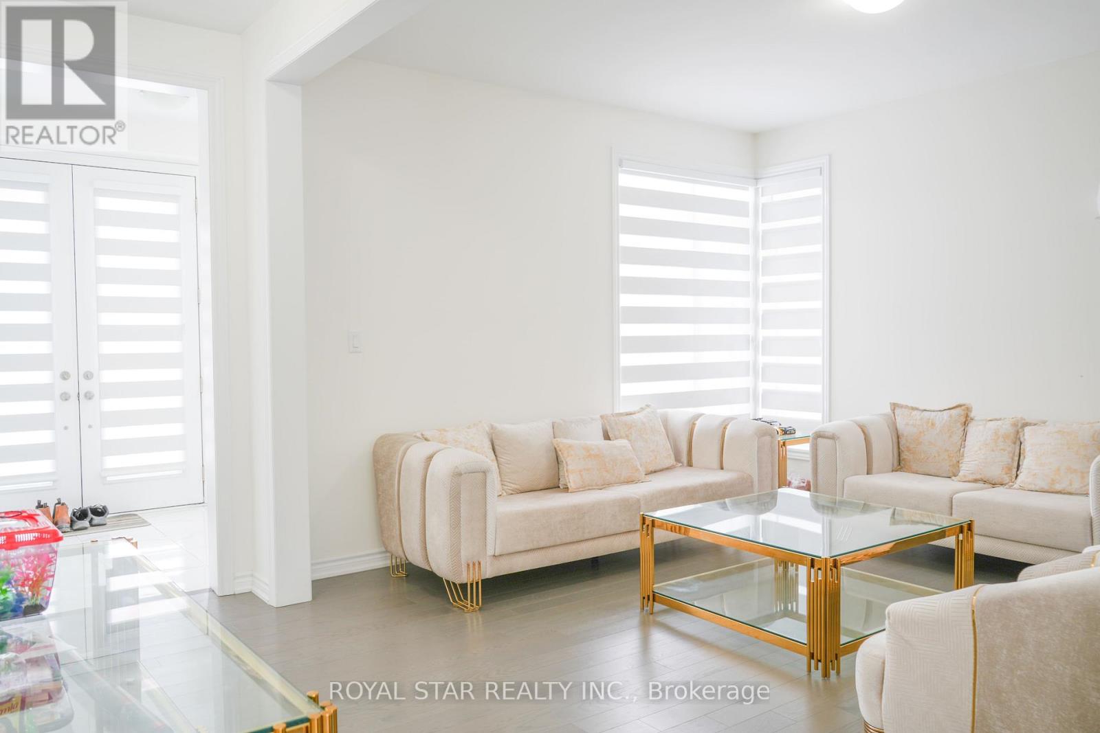 144 Rosanne Circle, Wasaga Beach, Ontario  L9Z 0N1 - Photo 6 - S12741686