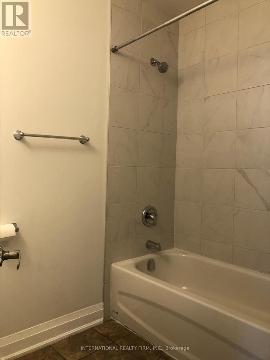 2b - 1262 Bloor Street W, Toronto, Ontario  M6H 1N5 - Photo 6 - W12741582