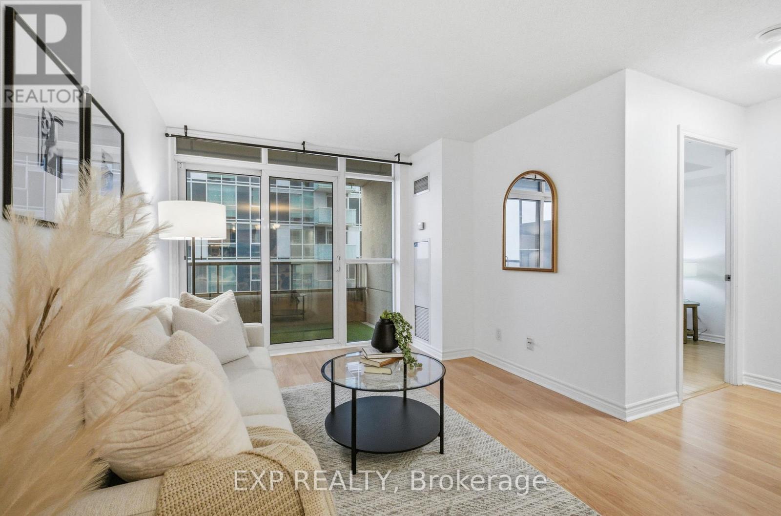 1630 - 5233 Dundas Street W, Toronto, Ontario  M9B 6M1 - Photo 8 - W12741636